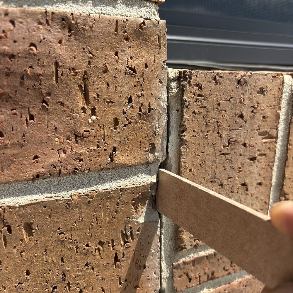 Category 2 cracking in brick veneer, recorded on a defect investigation in Winter Valley